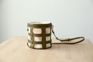 【帆布遇上皮革】2 Ways 手工植鞣皮革編織背包桶包女士橄欖綠