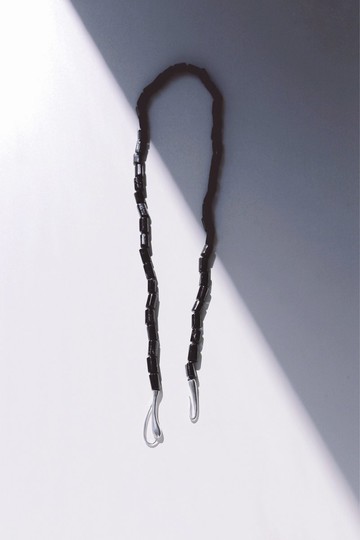 Through Stone Necklace 穿石項鏈