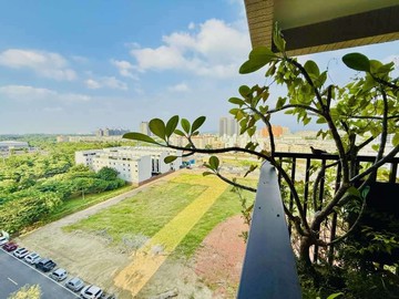 ✨楠梓都會公園│天鵝堡│美二房+平車✨｜高雄市楠梓區惠正街