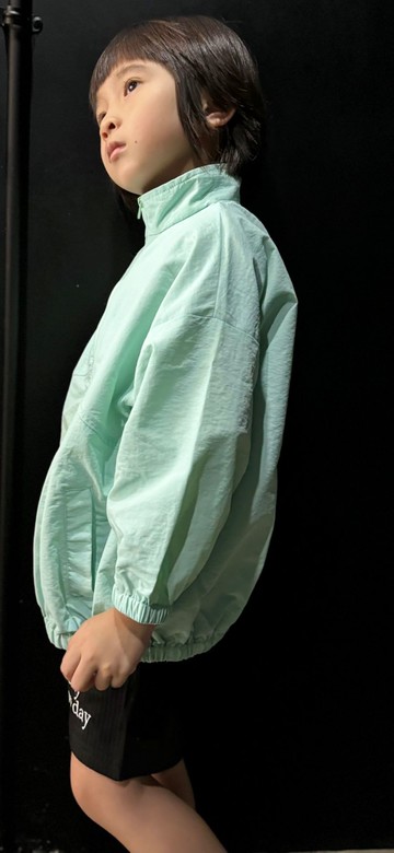 時尚防風外套-嫩綠色100~140