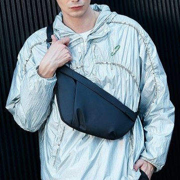 MoonDy 韓國男包 機能包 多功能包 大學生包包 男生禮物 防水包包 斜背包 黑色包包