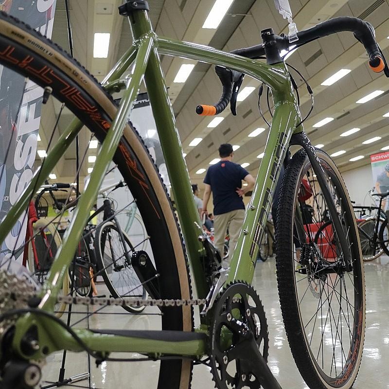 自転車通勤・通学におすすめ！CENTURIONセンチュリオン 2020年モデル CROSSFIRE GRAVEL2000 クロスファイヤーグラベル2000  | LINEブランドカタログ