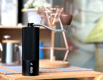 【A-IDIO】 精品磨豆機( 不鏽鋼磨芯 ) | 一款獻給咖啡愛好者的精品磨豆機