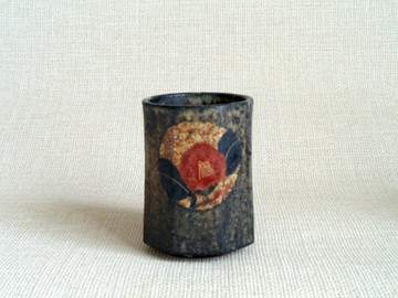 八角湯杯 金銀彩紅山茶 a