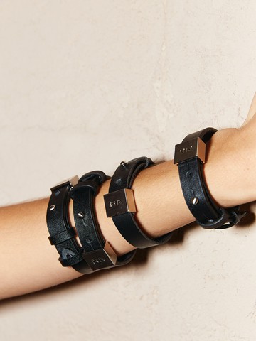Buckle B Bracelet