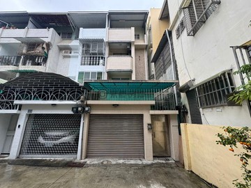(專任)科工館旁靜巷透天有車庫.需要整理｜高雄市三民區臥龍路