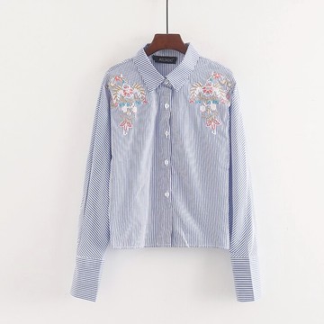 女刺繡襯衫 翻領短款蝙蝠衫秋裝新款休閑條紋襯衣 長袖上衣 C/6-4