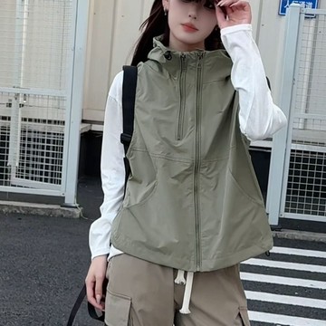 💕甜心大尺碼💕大尺碼 時尚休閑抽繩防曬連帽無袖馬甲女2025夏季新款顯瘦小眾設計感上衣