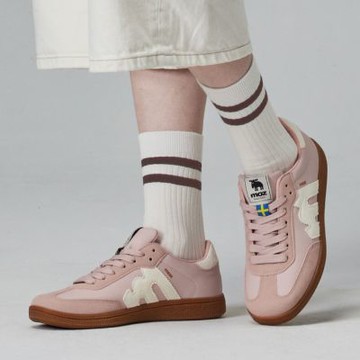 moz瑞典 駝鹿 經典再現 復古 德訓鞋 (櫻花粉) 楦頭較窄 男女同款