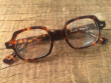 Absolute Vintage - 荷李活道(Hollywood Road) 復古方型幼框板材眼鏡 - Tort 淡深啡混色