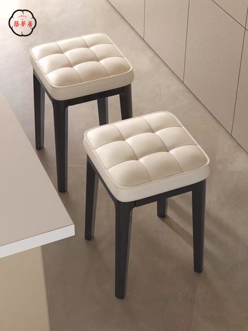 工廠直銷 特惠/附發票 塑料凳 塑料椅 餐椅 餐凳 家居凳子家用輕奢塑料凳軟包餐凳餐廳可疊放椅子超厚備用凳子日用全館折扣 免運 售後保障 zm5312