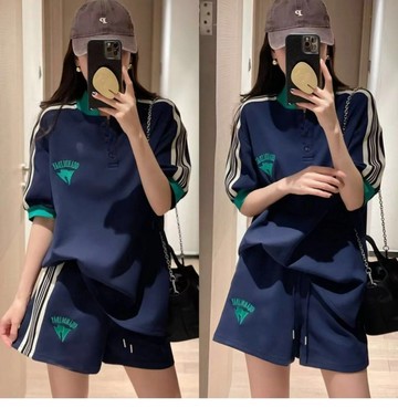 品牌 休閒運動套裝 女夏季加大尺碼條紋胖mm時尚洋氣短袖短褲兩件套 女裝夏季跑步服两件套  H0354