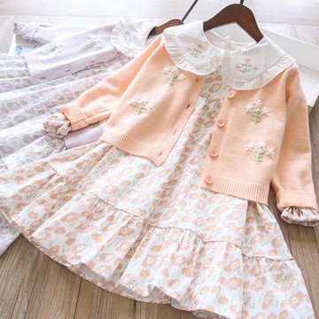 春秋款女童百搭氣質甜美方領繡花碎花裙鉤花毛衣兩件套公主套裝