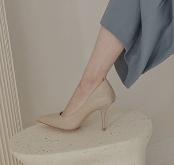 後跟編織皮-尖頭細跟鞋-卡其色