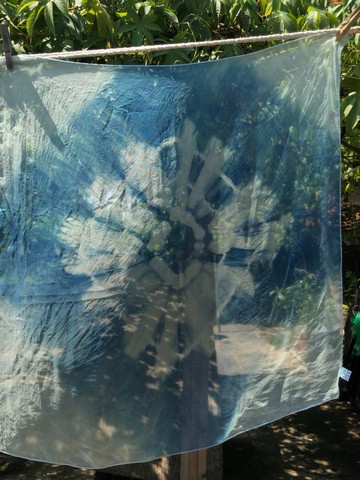 藍染蠶絲方巾