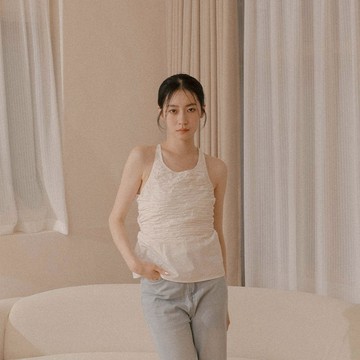 抓皺後綁帶美背細肩背心-白