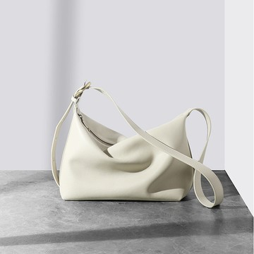 真皮小眾設計師腋下包月亮包法式百搭斜背包包女包斜挎 廣金