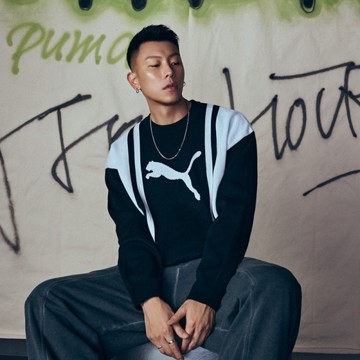 PUMA 針織衫 流行系列 FUTURE ARCHIVE 黑白 長袖 圓領衫 男女 63229401