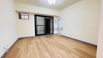 五甲商圈~翻新大三房平車(前後陽台)｜高雄市鳳山區南江街