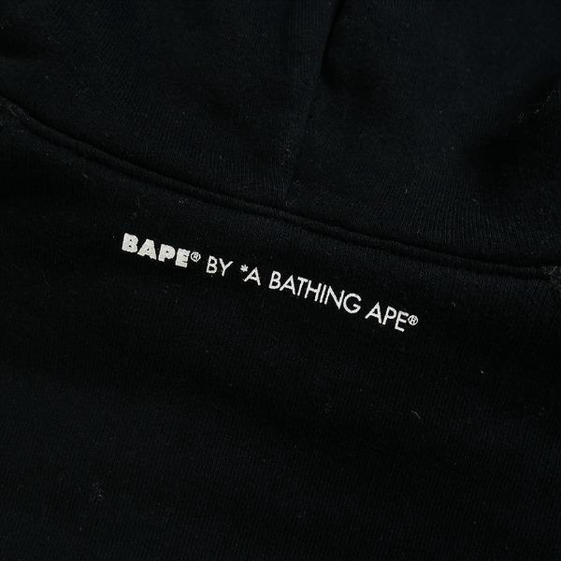 A BATHING APE ア ベイシング エイプ BAPE サル迷彩柄 A BATHING APE ア ベイシング エイプ BAPE サル迷彩柄