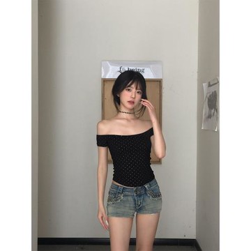 發暈~燙鉆一字肩短袖T恤女夏季美式緊身辣妹短款波點露肩純欲上衣