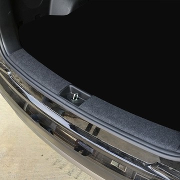 Install Kia Sorento MQ4 防刮保護蓋  黑色  保險桿飾條