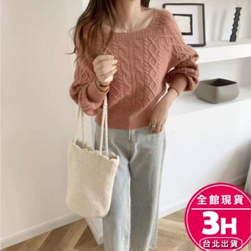 【梨卡】隔日到貨 女裝  紅色 新年 聖誕 綿羊絨 方領 針織 毛衣 針織衫 長袖 澎袖 泡泡袖 燈籠袖 麻花毛衣 DR175【現貨24H】