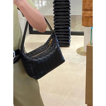 高定款里外全皮 全手工羊皮編織包Wallace腋下包飯盒包手提便當包