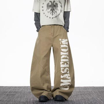 美式復古闊腿秋冬季牛仔褲男新款高腰顯瘦寬鬆彎刀直筒長褲子男