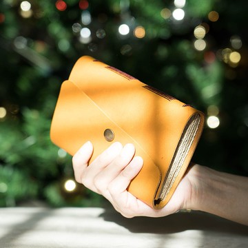 客製化皮革筆記本，復古書本裝訂 (芥末黃)