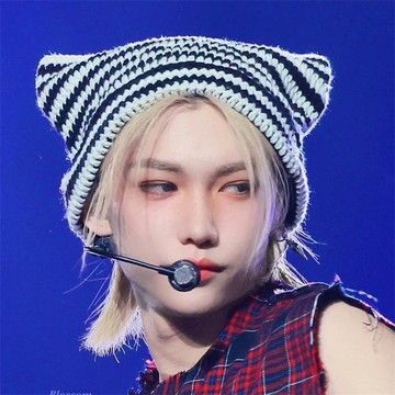 ⭐韓國代購正版預售⭐straykids流浪兒童李龍腹felix同款手工編織條紋針織帽新款包頭帽