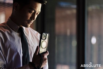 LINKASE AIR iPhone16全系列 超越軍規防摔大猩猩玻璃保護殼_霧黑