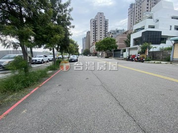 台中正13期大面寬建地，捷運商圈，超大綠地｜台中市南屯區昌明段