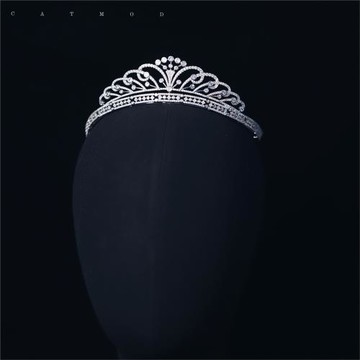 2021新款歐美新娘婚紗頭飾古典王冠大氣微鑲鋯石發飾拍照寫真影樓
