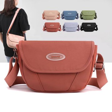 Acorn*橡果-韓系休閒防水包郵差包斜背包斜胸包6913(磚紅)