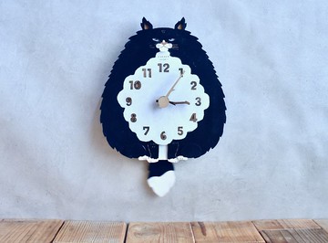 Hachiware 貓，長毛，常規尺寸時鐘木製擺鐘掛鐘