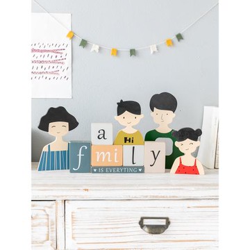 阿楹 客廳書架斗柜洞洞板小擺件多巴胺 一家人五四口三口房間裝飾