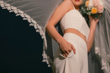 花蔓蕾絲長頭紗       輕婚紗首選