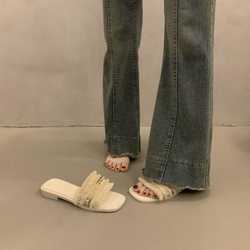 法式涼拖鞋 法式絕美平底涼拖鞋女夏季外穿高級感26超火新款配裙子外拖鞋0608