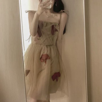玫瑰花瓣超仙連衣裙女網紗中長裙法式復古純欲夏季一字肩吊帶裙潮