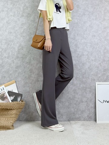 百搭氣質必備｜挺度彈力喇叭褲必收 ️搶現貨 ️