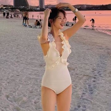 源頭工廠韓版ins簡約三角連體小清新泳衣女木耳邊V領顯瘦跨境泳裝