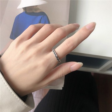 現貨-復古做舊戒指港風朋克潮流戒指女個性小眾細麻花麥穗指環-B43