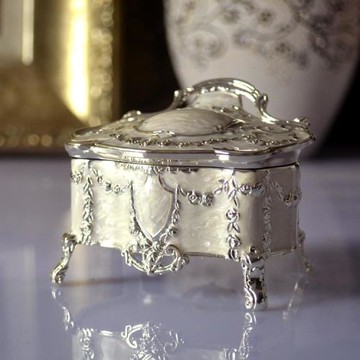 新款精美首飾盒歐式花紋飾品盒銀色白膠金屬收納盒戒指盒生日禮物