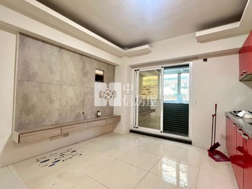 近金華市場小資成家兩房首選｜台南市南區新都路