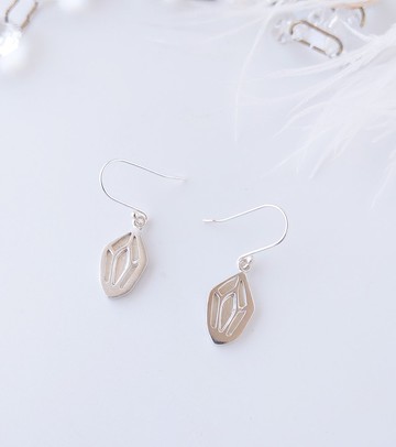 新品85折 水晶 礦石 純銀耳環