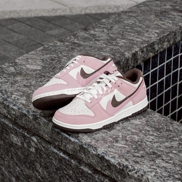 【逢甲 FUZZY】W Nike Dunk Low 解構 雙勾 草莓可可 熊抱哥 草莓粉 粉紅 HV1799-161