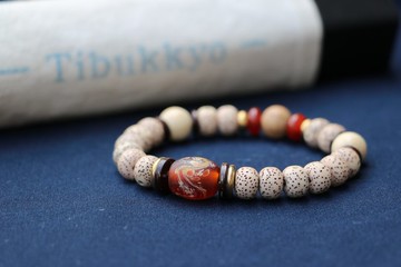 星月菩提子 琉璃桶珠 菩提子手鍊 星月手環 星月菩提手創 工藝品