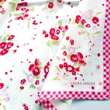 Laura Ashley 復古圍巾花卉 23 x 23 英寸