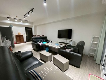 頂新特區孔鳳商圈一層一戶3+1房優質電梯華廈｜高雄市小港區復華路